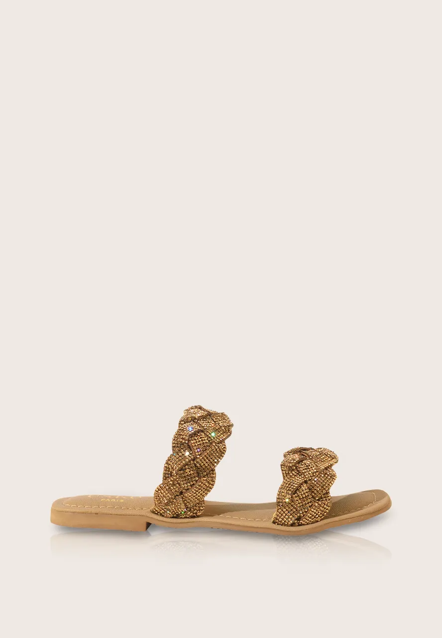 Elle, the slip ons