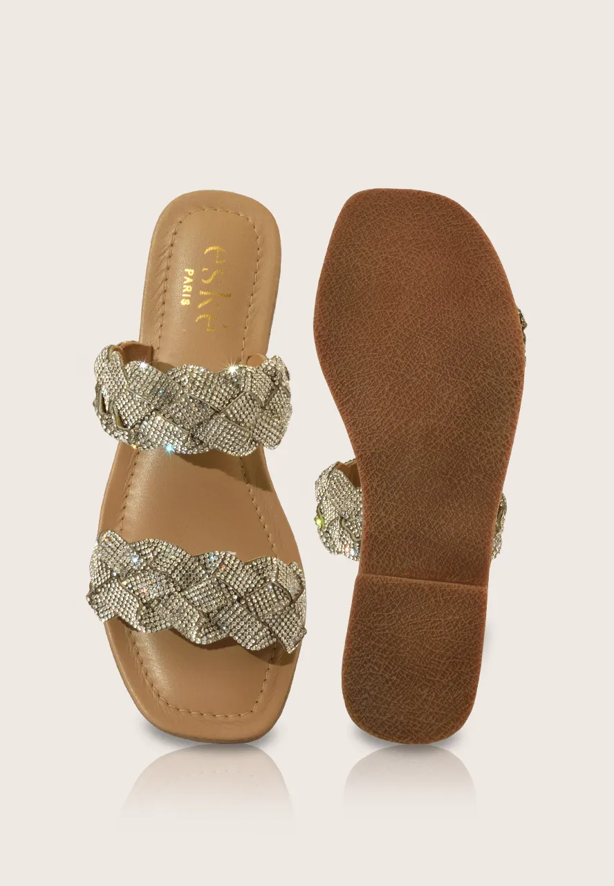 Elle, the slip ons