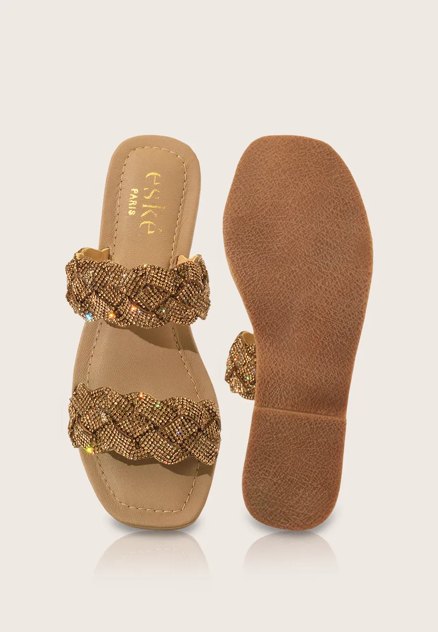 Elle, the slip ons